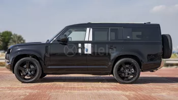 2023 LAND ROVER DEFENDER 130 S P400 3.0L PETROL AT AWD – SANTORINI BLACK