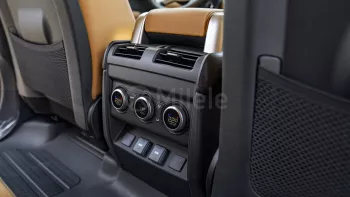 2023 LAND ROVER DEFENDER 130 S P400 3.0L PETROL AT AWD – SANTORINI BLACK