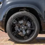 2023 LAND ROVER DEFENDER 130 S P400 3.0L PETROL AT AWD – SANTORINI BLACK - Thumbnail 23