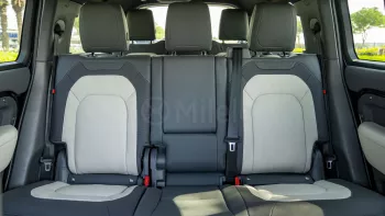 2023 LAND ROVER DEFENDER 130 X-DYNAMIC SE P400 3.0L PETROL AT AWD – SANTORINI BLACK