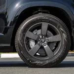 2023 LAND ROVER DEFENDER 130 X-DYNAMIC SE P400 3.0L PETROL AT AWD – SANTORINI BLACK - Thumbnail 23
