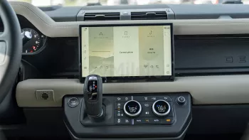 2023 LAND ROVER DEFENDER 130 X-DYNAMIC HSE P400 3.0L PETROL AT AWD – SANTORINI BLACK