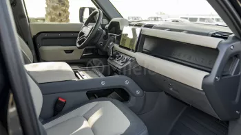2023 LAND ROVER DEFENDER 130 X-DYNAMIC HSE P400 3.0L PETROL AT AWD – SANTORINI BLACK