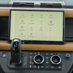 2023 LAND ROVER DEFENDER 130 X-DYNAMIC SE P400 3.0L PETROL AT AWD – FUJI WHITE - Thumbnail 8