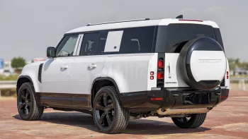 2023 LAND ROVER DEFENDER 130 X-DYNAMIC SE P400 3.0L PETROL AT AWD – FUJI WHITE