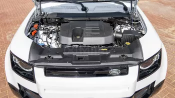 2023 LAND ROVER DEFENDER 130 X-DYNAMIC SE P400 3.0L PETROL AT AWD – FUJI WHITE