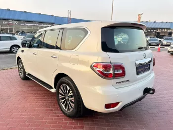 Nissan Patrol LE V8 GCC Full Option 2012 Model Year White Color