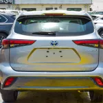 Toyota Highlander Limited 2.5L Hybrid Silver Color 2023 Model Year - Thumbnail 6
