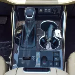 Toyota Highlander Limited 2.5L Hybrid Silver Color 2023 Model Year - Thumbnail 17