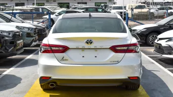Toyota Camry Hybrid 2.5L White Color 2023 Model Year