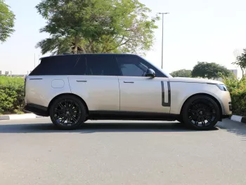 Land Rover Range Rover Vogue Autobiography 4.4L Supercharged V8 P530 2023