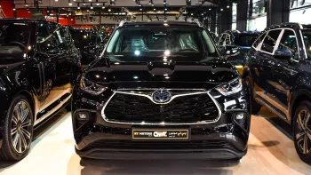 Toyota Highlander Limited 2.5L 2023 Model Year Black Color