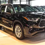 Toyota Highlander Limited 2.5L 2023 Model Year Black Color - Thumbnail 3