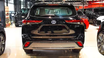 Toyota Highlander Limited 2.5L 2023 Model Year Black Color