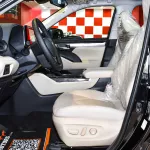 Toyota Highlander Limited 2.5L 2023 Model Year Black Color - Thumbnail 9
