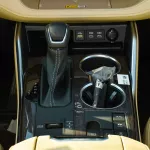 Toyota Highlander Limited 2.5L Hybrid 2023 Model Year Silver Color - Thumbnail 18