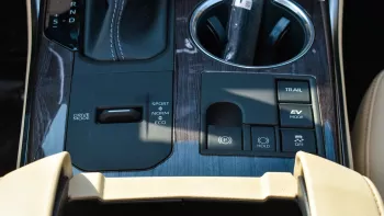 Toyota Highlander Limited 2.5L Hybrid 2023 Model Year Silver Color