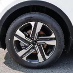 Kia Sorento 2.5L Full Option 2023 Model Year White Color - Thumbnail 8