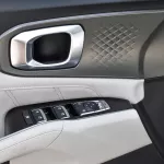 Kia Sorento 2.5L Full Option 2023 Model Year White Color - Thumbnail 12