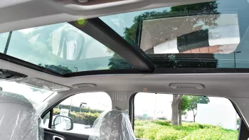Kia Sorento 2.5L Full Option 2023 Model Year White Color