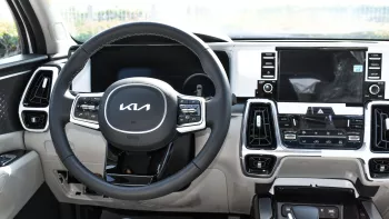 Kia Sorento 2.5L Full Option 2023 Model Year White Color