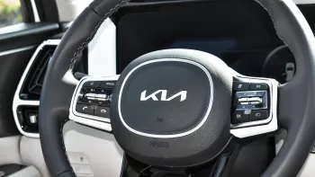 Kia Sorento 2.5L Full Option 2023 Model Year White Color
