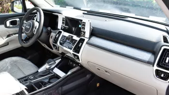 Kia Sorento 2.5L Full Option 2023 Model Year White Color