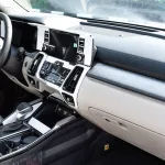 Kia Sorento 2.5L Full Option 2023 Model Year White Color - Thumbnail 26