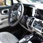 Kia Sorento 2.5L Full Option 2023 Model Year White Color - Thumbnail 27