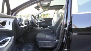 Kia Sportage 1.6L With Panoramic 2024 Model year Black Color
