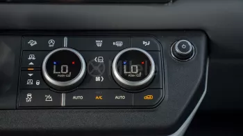 2023 LAND ROVER DEFENDER 130 S P400 3.0P AT AWD – FUJI WHITE