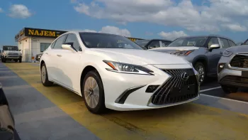 Lexus ES300 Hybrid V4 2.5L 2023 Model Year White Color