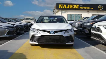 Toyota Camry GLEX 2.5L Hybrid 2024 Model Year Silver Color