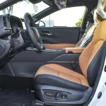 Toyota Crown 2.5L V4 2023 Model Year White Color  - Thumbnail 8