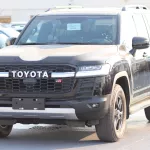 Toyota Land cruiser 3.5 GR A/T 2023 Model Year Black Color - Thumbnail 3