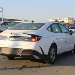 HYUNDAI SONATA 2.5L PETROL FWD 2024 MODEL YEAR WHITE - Thumbnail 6