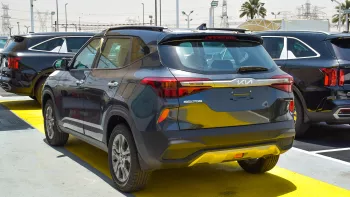 Kia Seltos 1.5L V4 2023 Model Year Gray Color
