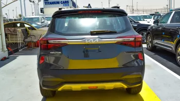 Kia Seltos 1.5L V4 2023 Model Year Gray Color