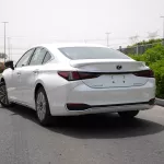 Lexus ES300 Hybrid V4 2.5L Primer White Color 2023 Model Year - Thumbnail 6