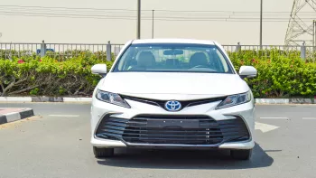 Toyota Camry LE 2.5L Hybrid 2024 Model Year White Color