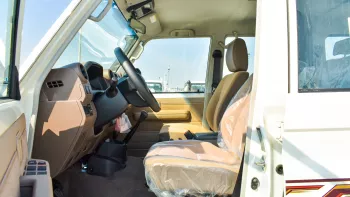 Toyota Land Cruiser LC 76 5 DOORS V8 DSL 2024 Model Year White Color