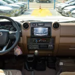 Toyota Land Cruiser LC 76 5 DOORS V8 DSL 2024 Model Year White Color - Thumbnail 14
