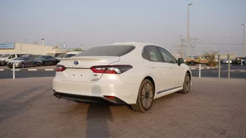 Toyota Camry GLEX 2.5L Hybrid 2024 Model Year Silver Color