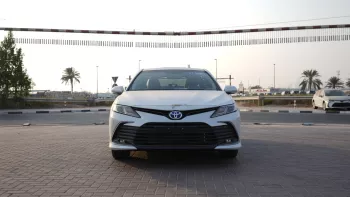 Toyota Camry GLEX 2.5L Hybrid 2024 Model Year Silver Color
