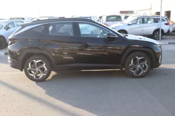 Hyundai Tucson 2.0L A/T 2023 Model Year Black Color