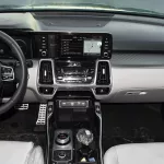 Kia Sorento 1.6L Hybrid 2023 Model Year Black Color - Thumbnail 14