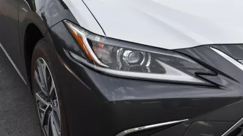 Lexus ES 300 Hybrid 2.5L V4 2023 Model Year Gray Color