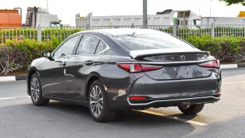 Lexus ES 300 Hybrid 2.5L V4 2023 Model Year Gray Color