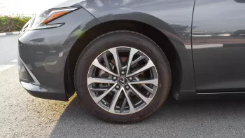 Lexus ES 300 Hybrid 2.5L V4 2023 Model Year Gray Color