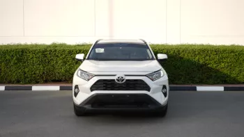 Toyota RAV4 V4 2019 Model Year White Color